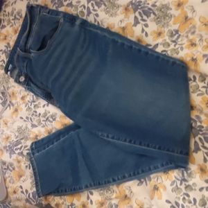 Low rise rockstar super skinny